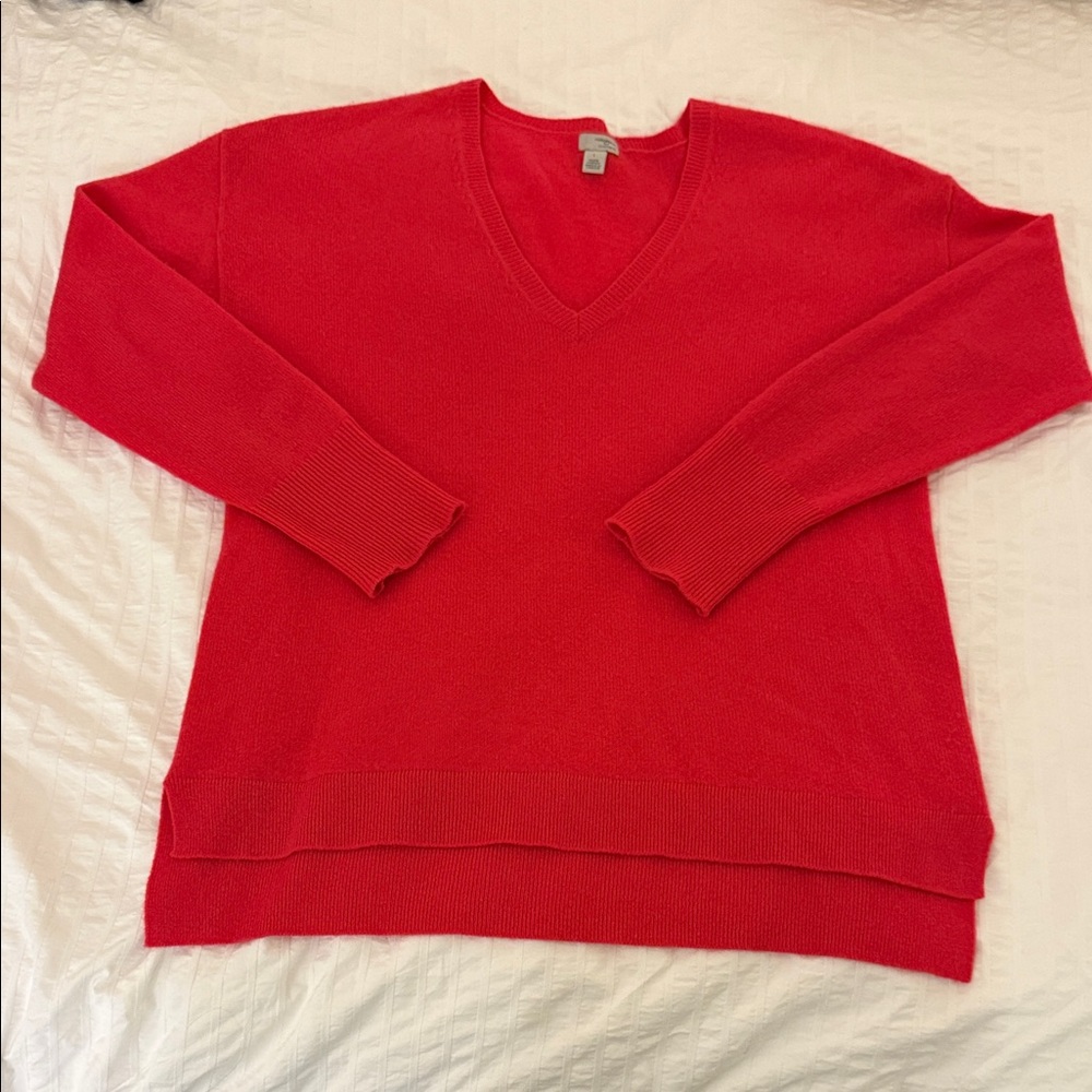 Vibrant Pink Cashmere V-Neck Women's Sweater